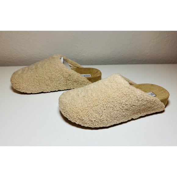 Steve Madden Beige Fuzzy Slippers - Picture 1 of 7
